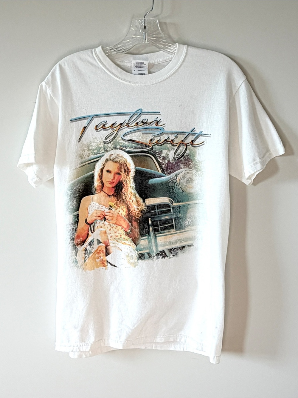 Vintage Gildan Y2K Taylor Swift Debut Album Tour White TShirt Rare Size S